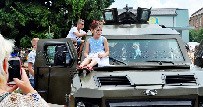 Виставка військової техніки Національної гвардії України